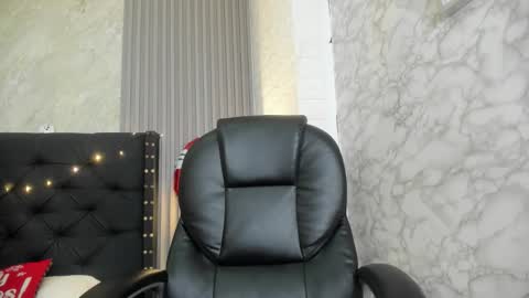 alicya online show from December 18, 9:26 am