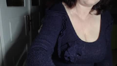 Snapshot of alidue chatting on December 19, 8:38 pm Alidue online show from December 19, 8:38 pm