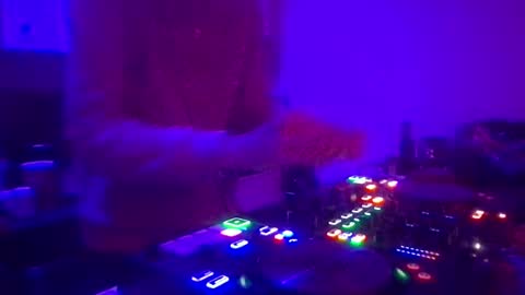 Snapshot of alien8720 chatting on January 25, 10:28 pm busco rockera online show from January 25, 10:28 pm