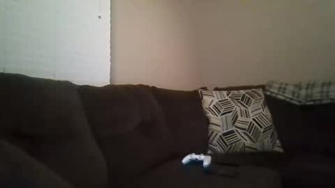 Snapshot of aliendick2274 chatting on November 15, 6:33 am aliendick2274 online show from November 15, 6:33 am