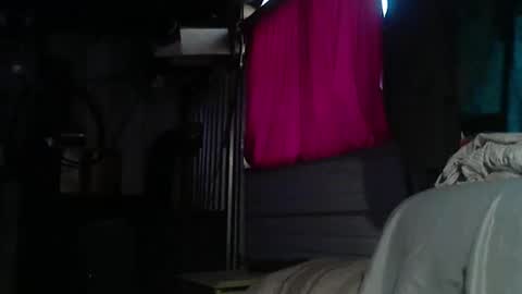 AlienLifestyle Productions - A Gay Guy and his Straight Friend online show from January 15, 1:37 pm