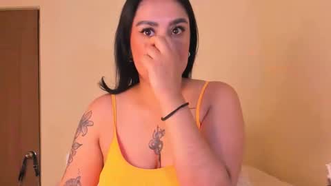 aliice_69 online show from December 4, 2:20 am