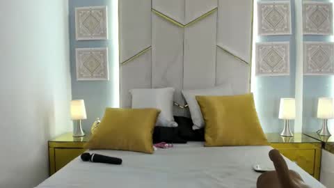 Ali Jhones online show from September 16, 12:06 pm