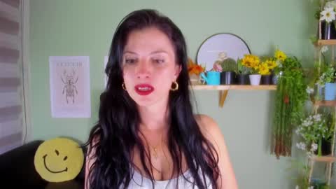 Snapshot of aliiz_01 chatting on December 21, 11:13 pm Camii online show from December 21, 11:13 pm