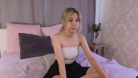 Im Alika online show from October 10, 4:22 am