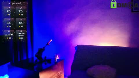 Snapshot of alikaluna chatting on November 24, 2:06 pm AlikaLuna online show from November 24, 2:06 pm