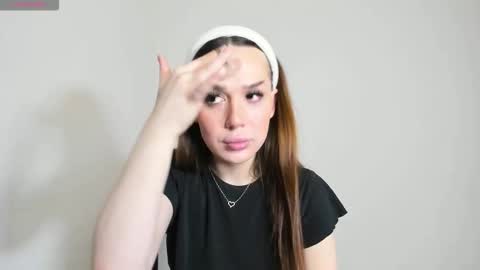 alina_39 online show from October 18, 1:23 pm