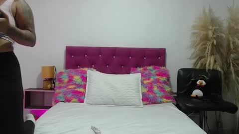 lili online show from March 11, 3:26 am