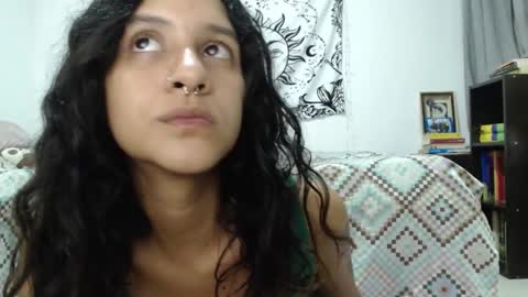 Snapshot of alinawoolf_ chatting on December 20, 1:58 am Ali online show from December 20, 1:58 am