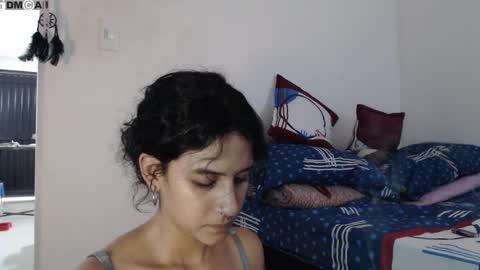 Snapshot of alinawoolf_ chatting on November 5, 7:03 pm Ali online show from November 5, 7:03 pm