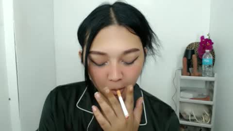 Shanti xhey online show from March 27, 6:18 pm