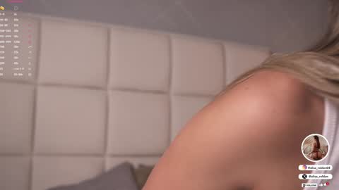 Snapshot of alisa_roldan chatting on February 4, 11:49 am online show from February 4, 11:49 am