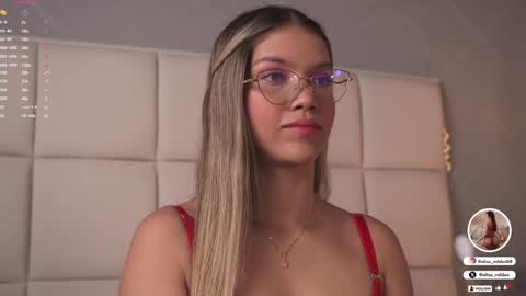 Snapshot of alisa_roldan chatting on February 7, 12:06 pm online show from February 7, 12:06 pm