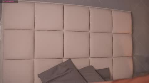 Snapshot of alisa_roldan chatting on February 24, 11:54 am online show from February 24, 11:54 am