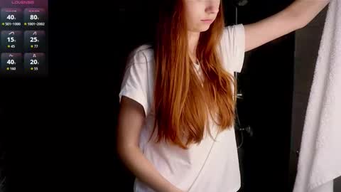 Snapshot of alisaa_01 chatting on November 3, 3:19 am Alice Fansly Alisa01 online show from November 3, 3:19 am