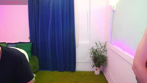 Alisa Aleks online show from November 12, 6:30 pm