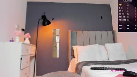 Snapshot of alisha_brainly chatting on February 26, 6:26 am buy my videos follow me in my new instagram fernanda699 online show from February 26, 6:26 am