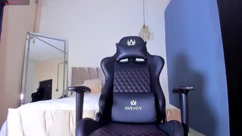 Alisha online show from March 1, 12:51 pm