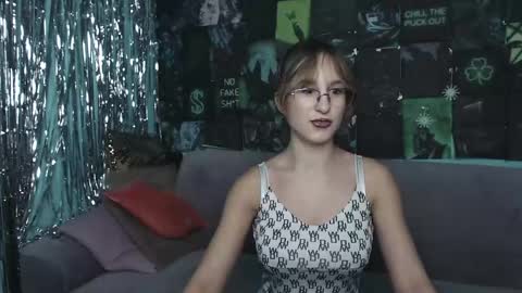 Snapshot of alishakelly chatting on November 10, 5:50 am alishakelly online show from November 10, 5:50 am