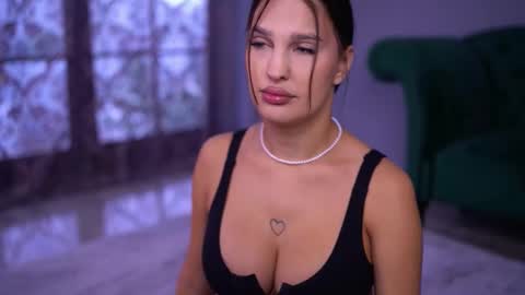Snapshot of alisharossen chatting on October 6, 5:16 am alisharossen online show from October 6, 5:16 am
