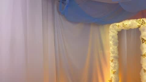 Alisia online show from January 20, 7:15 am