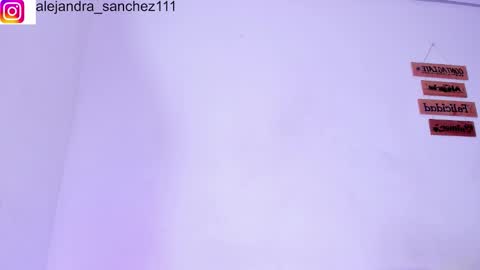 Snapshot of alisiacollinsss chatting on October 2, 4:52 am Alisia online show from October 2, 4:52 am