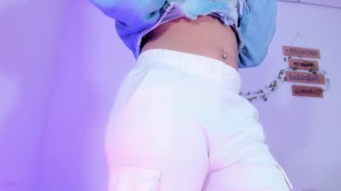 Snapshot of alisiacollinsss chatting on October 12, 3:38 am Alisia online show from October 12, 3:38 am