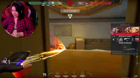 Snapshot of alison_gamer chatting on October 6, 8:39 pm Alison online show from October 6, 8:39 pm