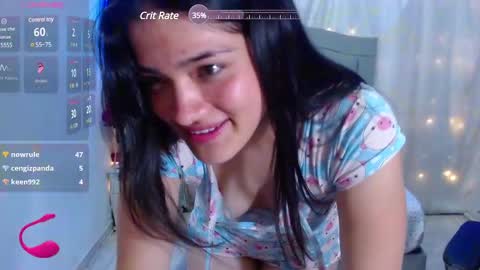 Snapshot of alison_girl22 chatting on February 28, 11:56 pm Alison online show from February 28, 11:56 pm