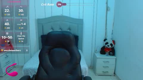 Snapshot of alison_girl22 chatting on October 24, 9:22 pm Alison online show from October 24, 9:22 pm