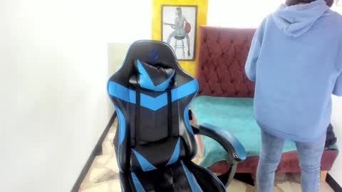 ALISON MOON online show from November 12, 11:43 am