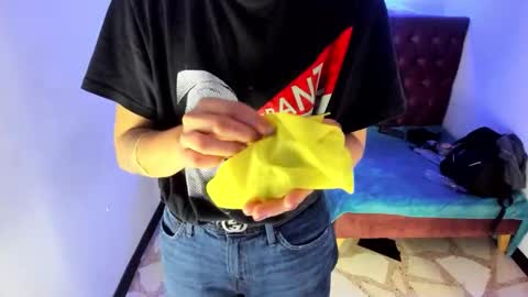 ALISON MOON online show from November 15, 11:40 am