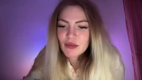 Ecate online show from October 26, 9:21 pm