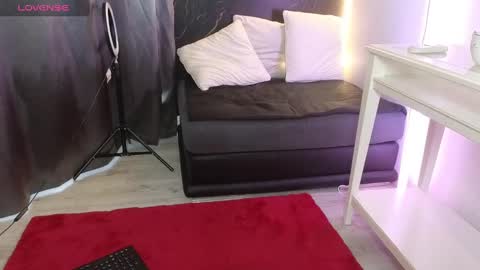 Snapshot of alissa4_ chatting on February 5, 6:02 am ALISSA online show from February 5, 6:02 am