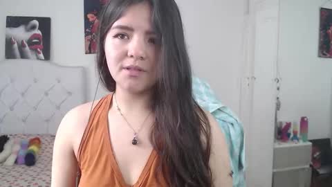 Snapshot of alissa_morrison chatting on November 22, 1:43 pm alissa_morrison online show from November 22, 1:43 pm