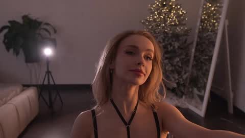 Alissa online show from December 21, 8:10 am