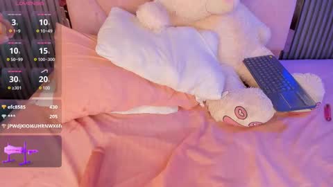 Alisse Miller online show from February 21, 6:18 am