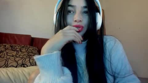 Alisson369  online show from September 9, 8:58 am