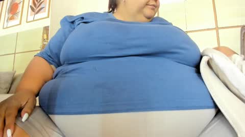 Snapshot of alisson_am chatting on September 15, 11:32 am Alisson online show from September 15, 11:32 am