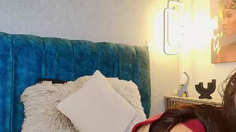 Snapshot of alisson_fox69 chatting on November 12, 11:25 pm alisson_fox69 online show from November 12, 11:25 pm