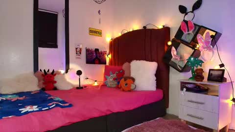 Snapshot of alisson_zafiro chatting on March 11, 6:43 am Alisson IG alisson zafiro27 online show from March 11, 6:43 am