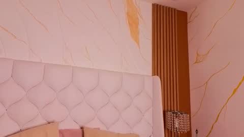 Snapshot of alissoncole_ chatting on December 1, 7:52 pm Alisson online show from December 1, 7:52 pm