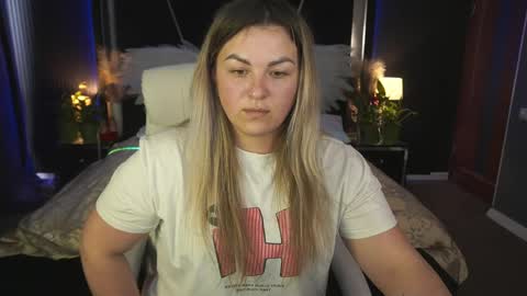 alissyagrayy online show from May 5, 12:46 pm