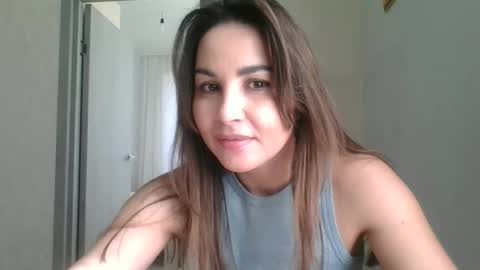 AlisXLovesss online show from April 27, 1:53 pm
