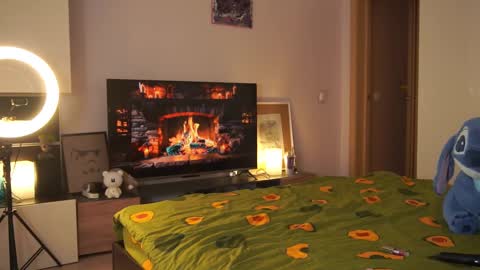 Snapshot of alitaangel_ chatting on March 7, 9:40 am A L I T A online show from March 7, 9:40 am