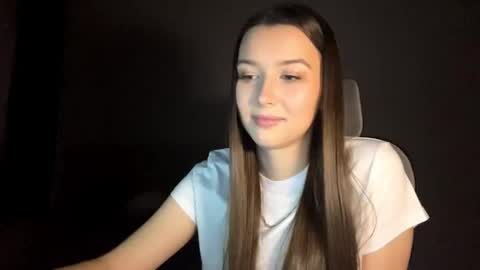 Annie online show from November 27, 1:02 pm