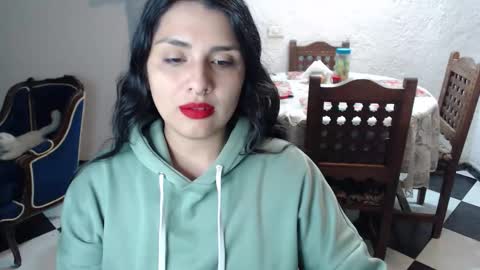 Alix online show from November 1, 2:02 am