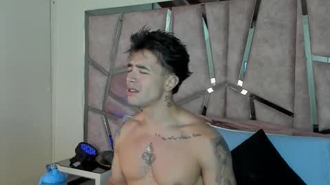 alix online show from October 29, 8:43 pm