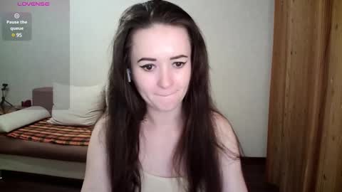 Snapshot of alkh_amare chatting on February 17, 12:48 pm Amare online show from February 17, 12:48 pm