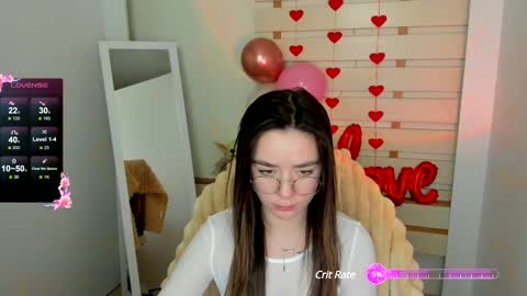 Snapshot of allana_dream chatting on February 20, 11:42 am Allana online show from February 20, 11:42 am